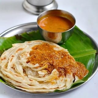 Parotta( 2 piece) & Veg Salna