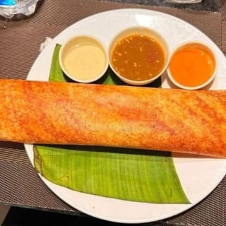Poondu (Garlic) Dosai